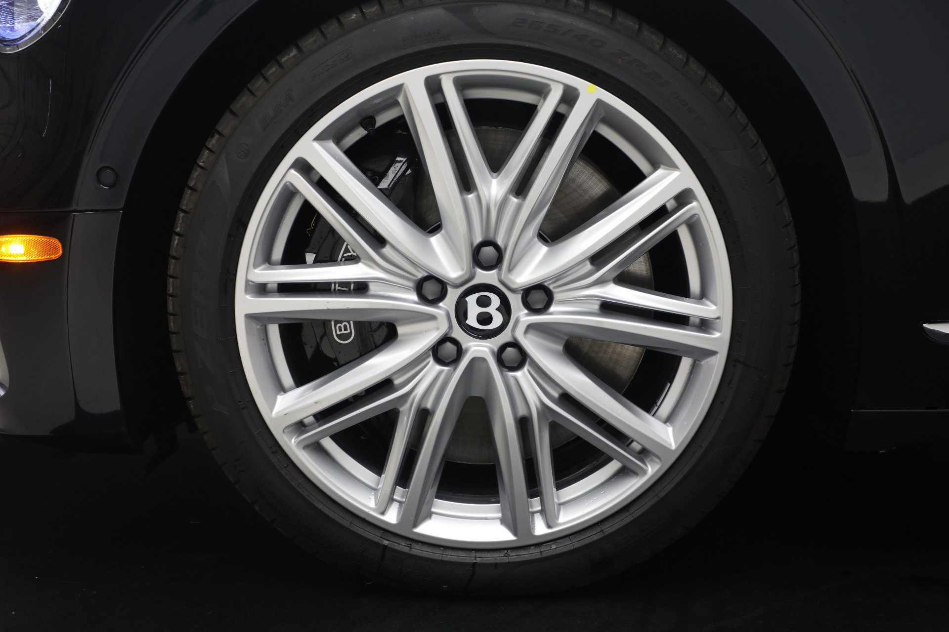 New 2026 Bentley Flying Spur Plug-In Hybrid AWD/4WD image 13