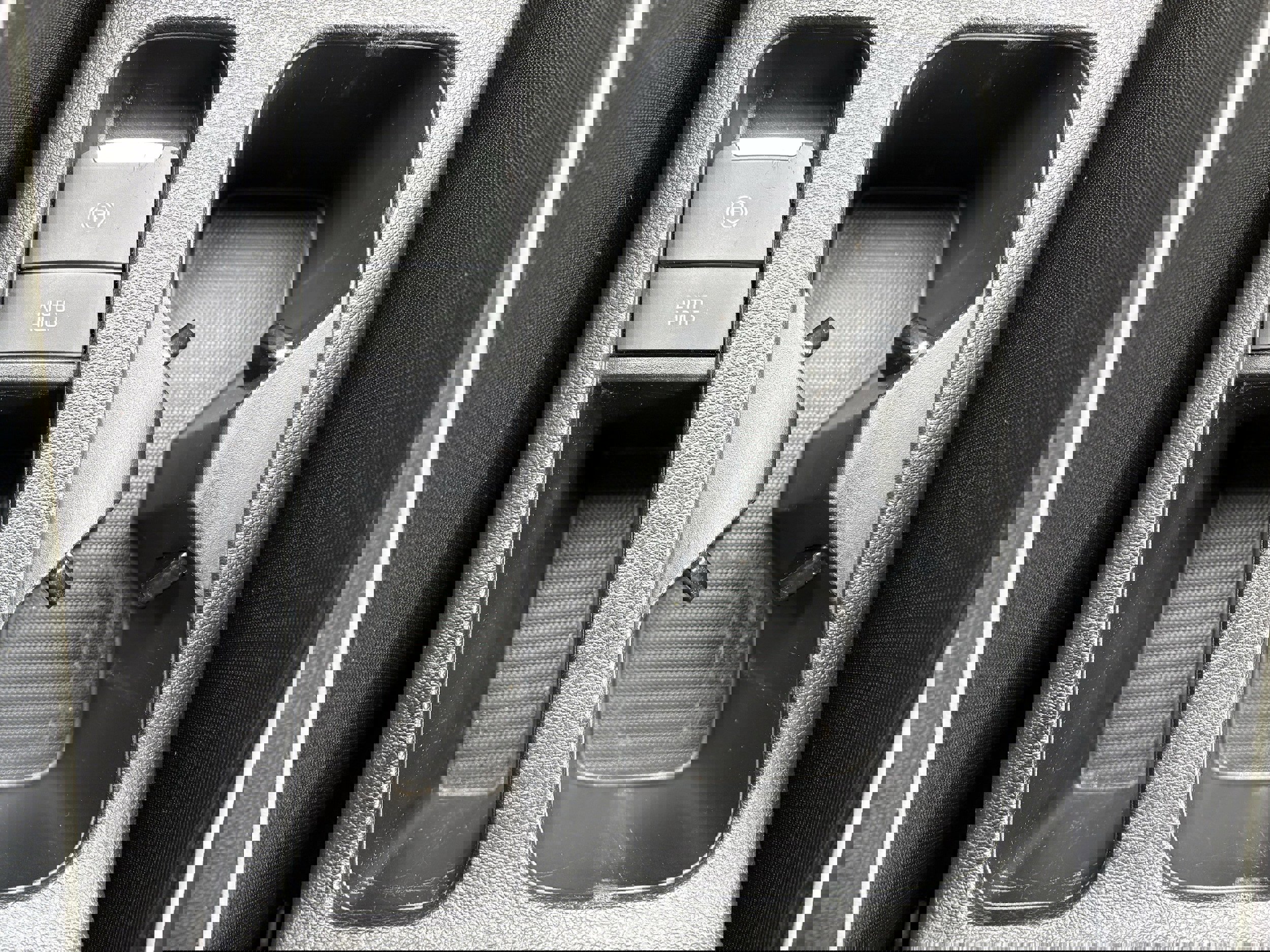 Used 2024 Kia Forte GT-Line w/ GT-Line Premium Package image 21