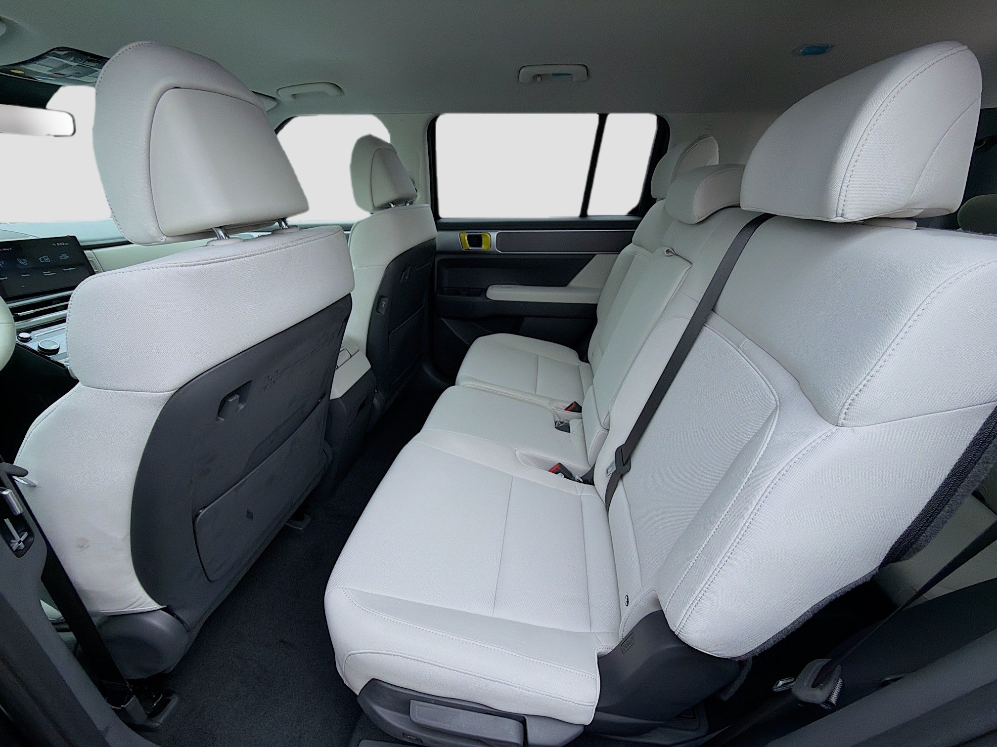 New 2026 Hyundai Santa Fe SE FWD image 18