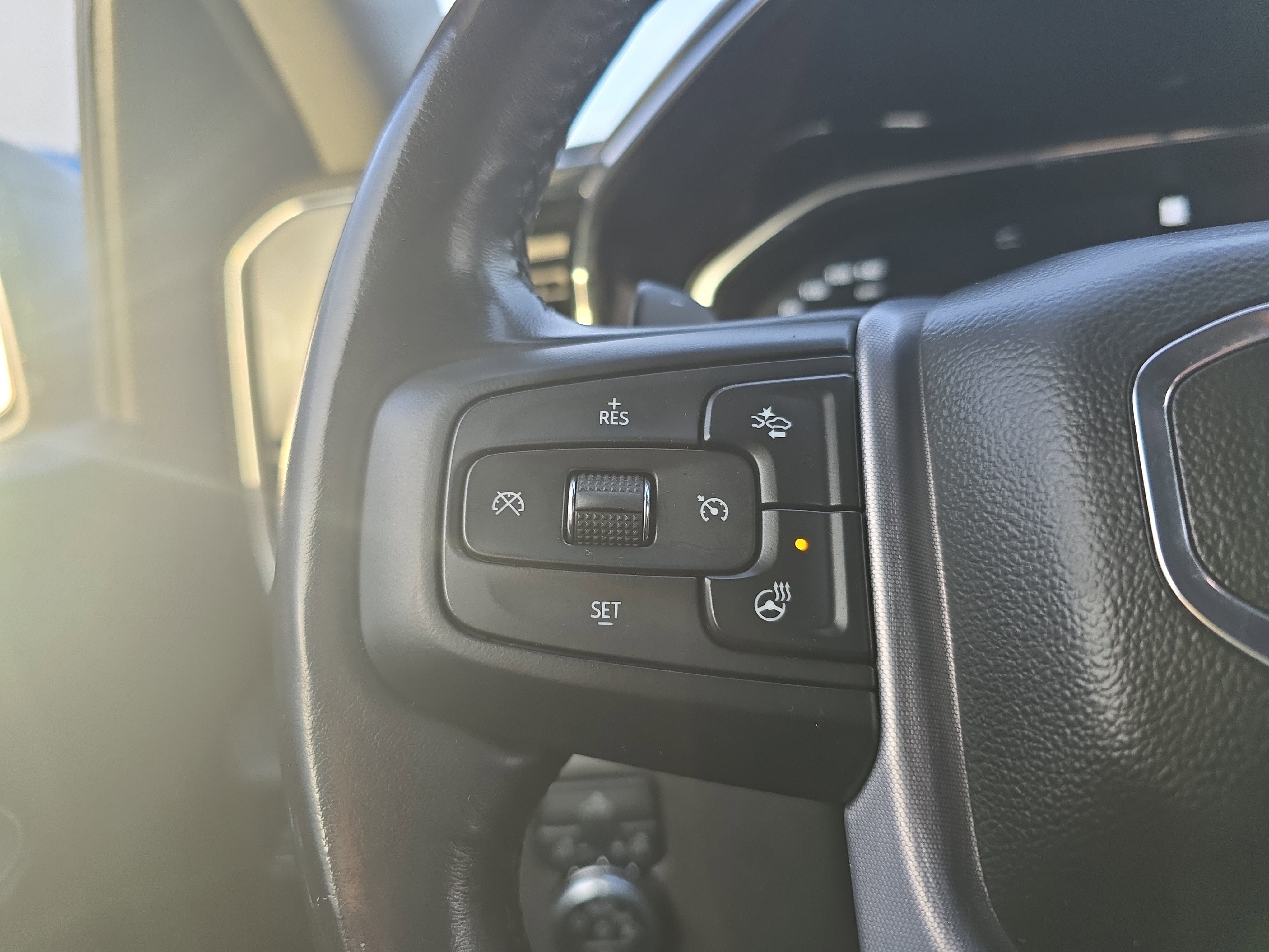 Used 2022 GMC Sierra 1500 Elevation w/ Preferred Package image 23