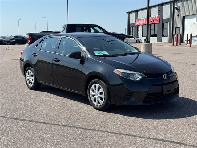 Used 2014 Toyota Corolla L FWD image 3