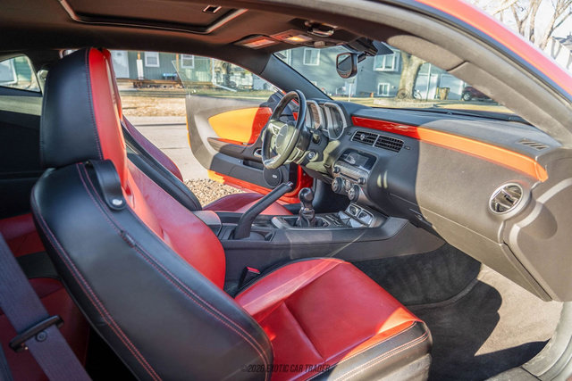 Used 2010 Chevrolet Camaro SS w/ RS Package image 28