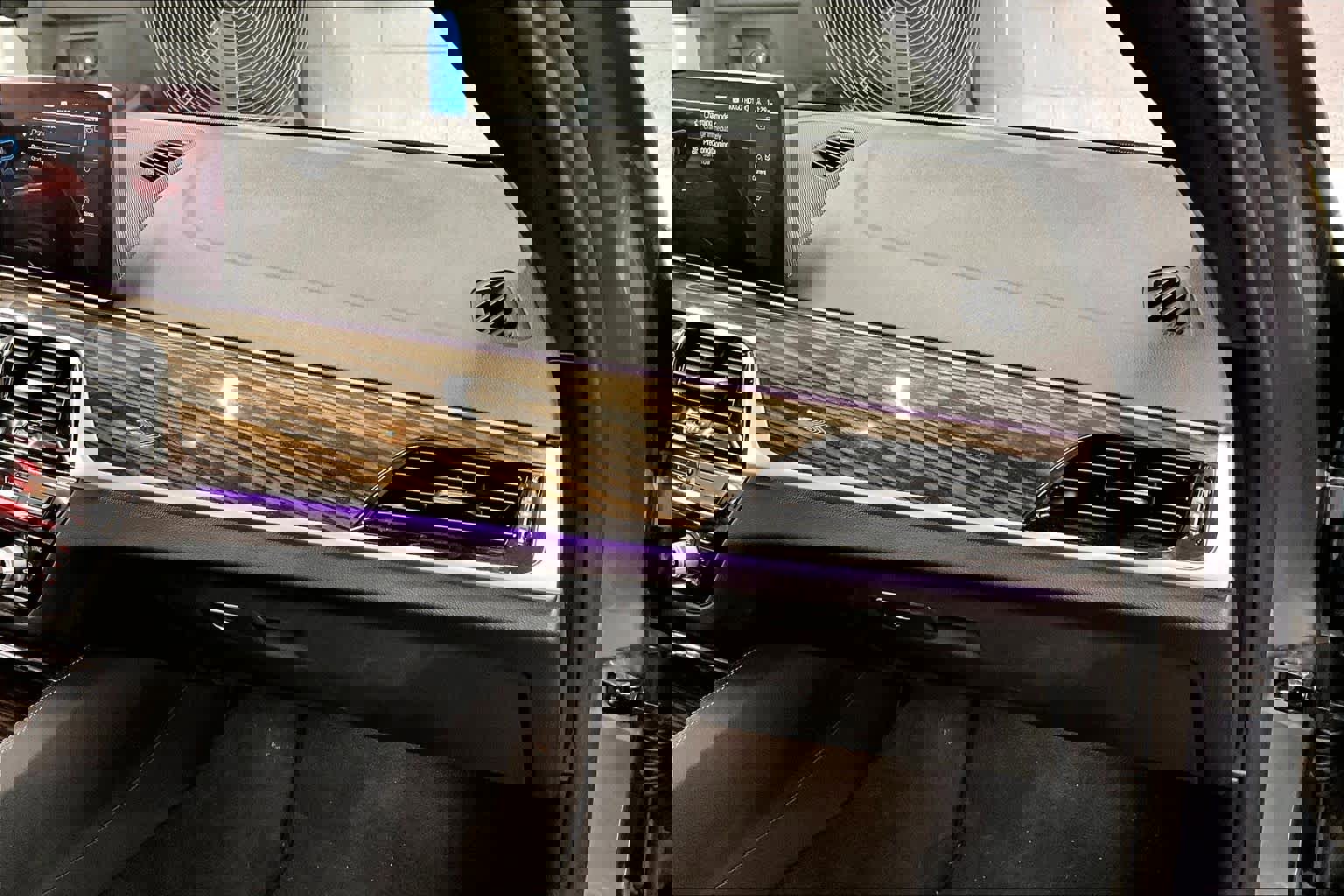 Used 2022 BMW 530e w/ Premium Package image 18