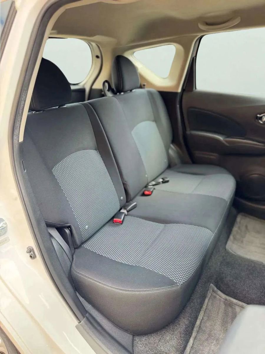 Used 2016 Nissan Versa Note SV image 19