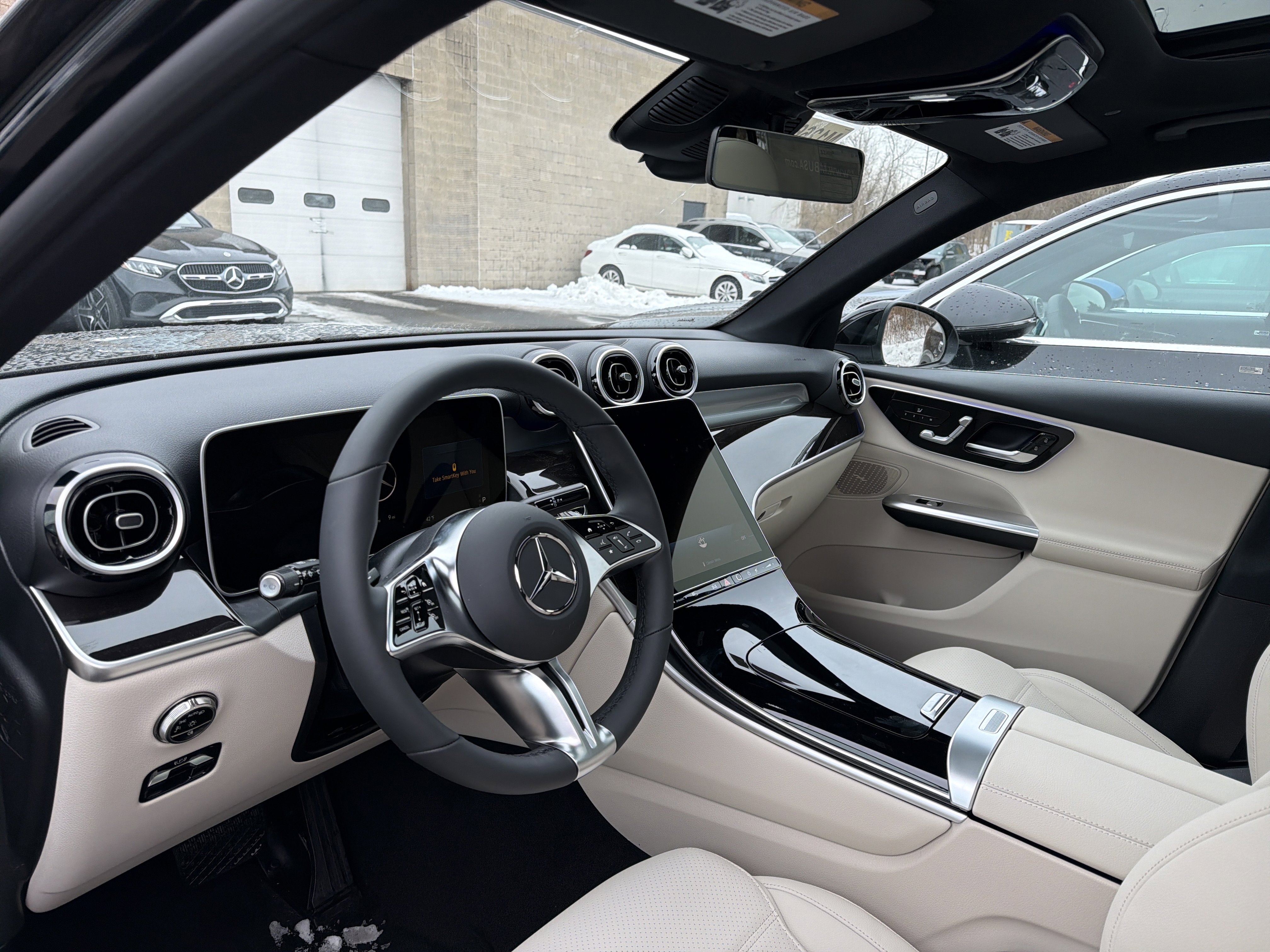 New 2026 Mercedes-Benz GLC 300 4MATIC image 9