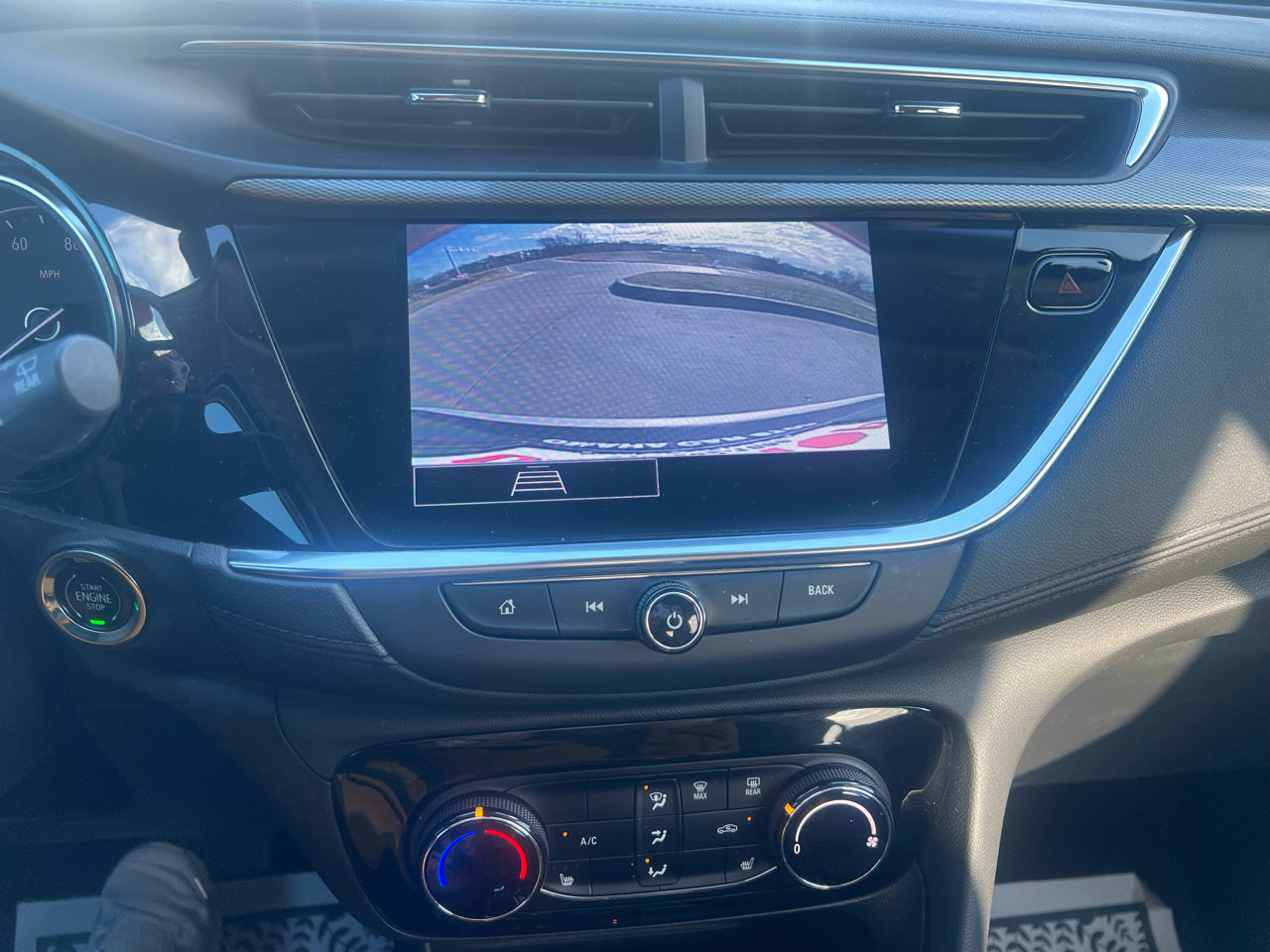 Used 2022 Buick Encore GX Preferred w/ Cold Weather Comfort Package image 16