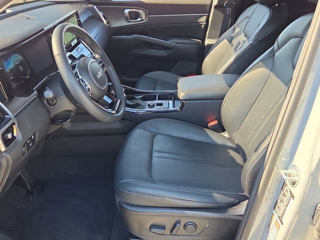 Used 2023 Kia Sorento SX image 11