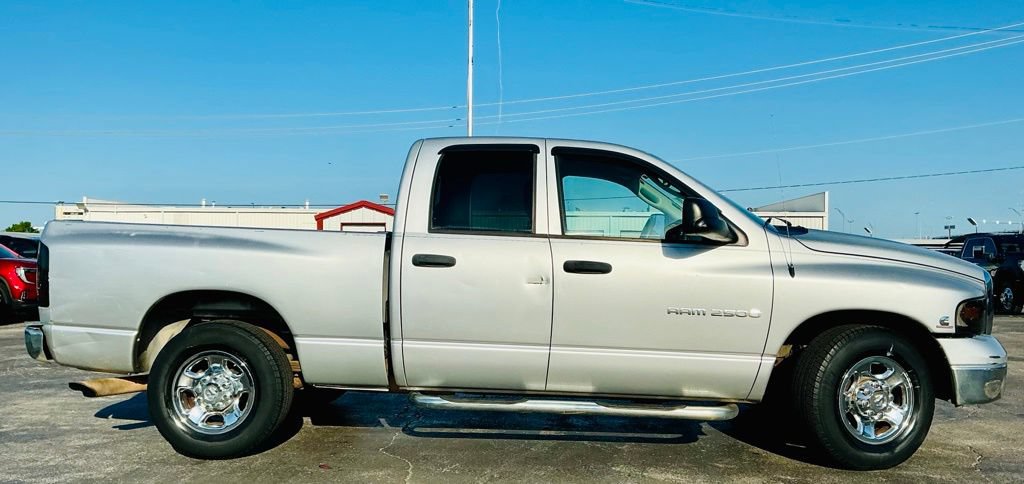 Used 2004 Dodge Ram 2500 Truck SLT w/ Trailer Tow Group RWD image 6