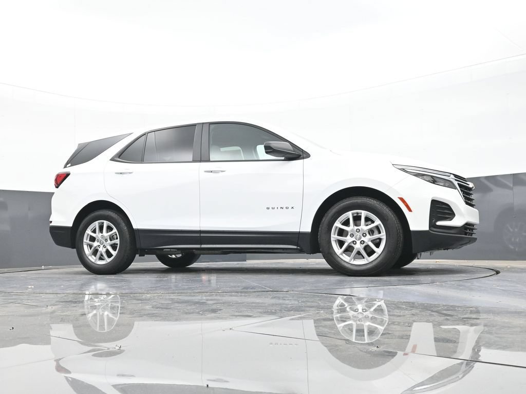 Used 2024 Chevrolet Equinox LS w/ LS Convenience Package FWD image 44