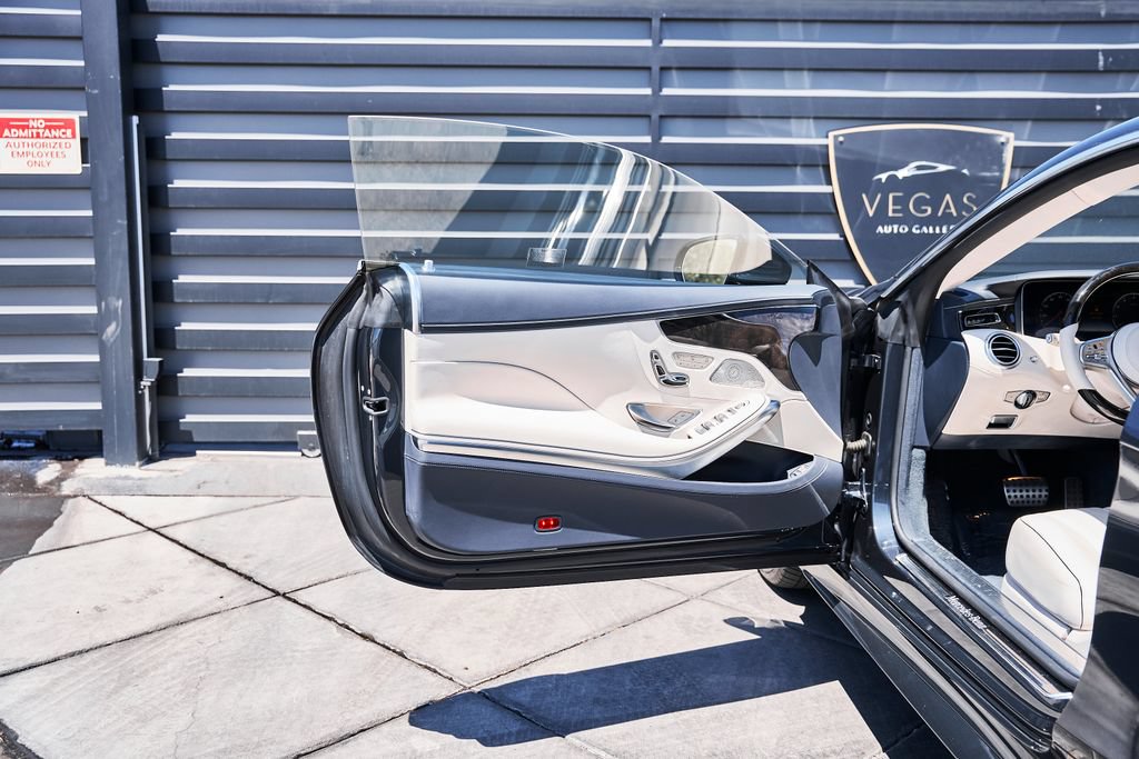 Used 2020 Mercedes-Benz S 560 4MATIC Coupe image 24