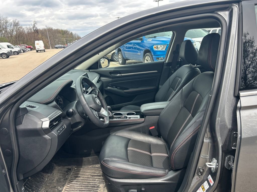 Certified 2024 Nissan Altima 2.5 SR image 11