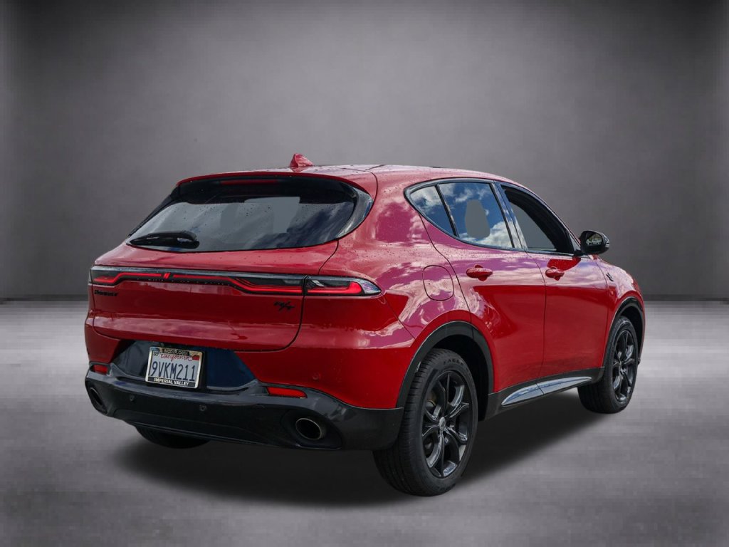 Used 2024 Dodge Hornet R/T Plus w/ R/T Blacktop Package AWD/4WD image 4