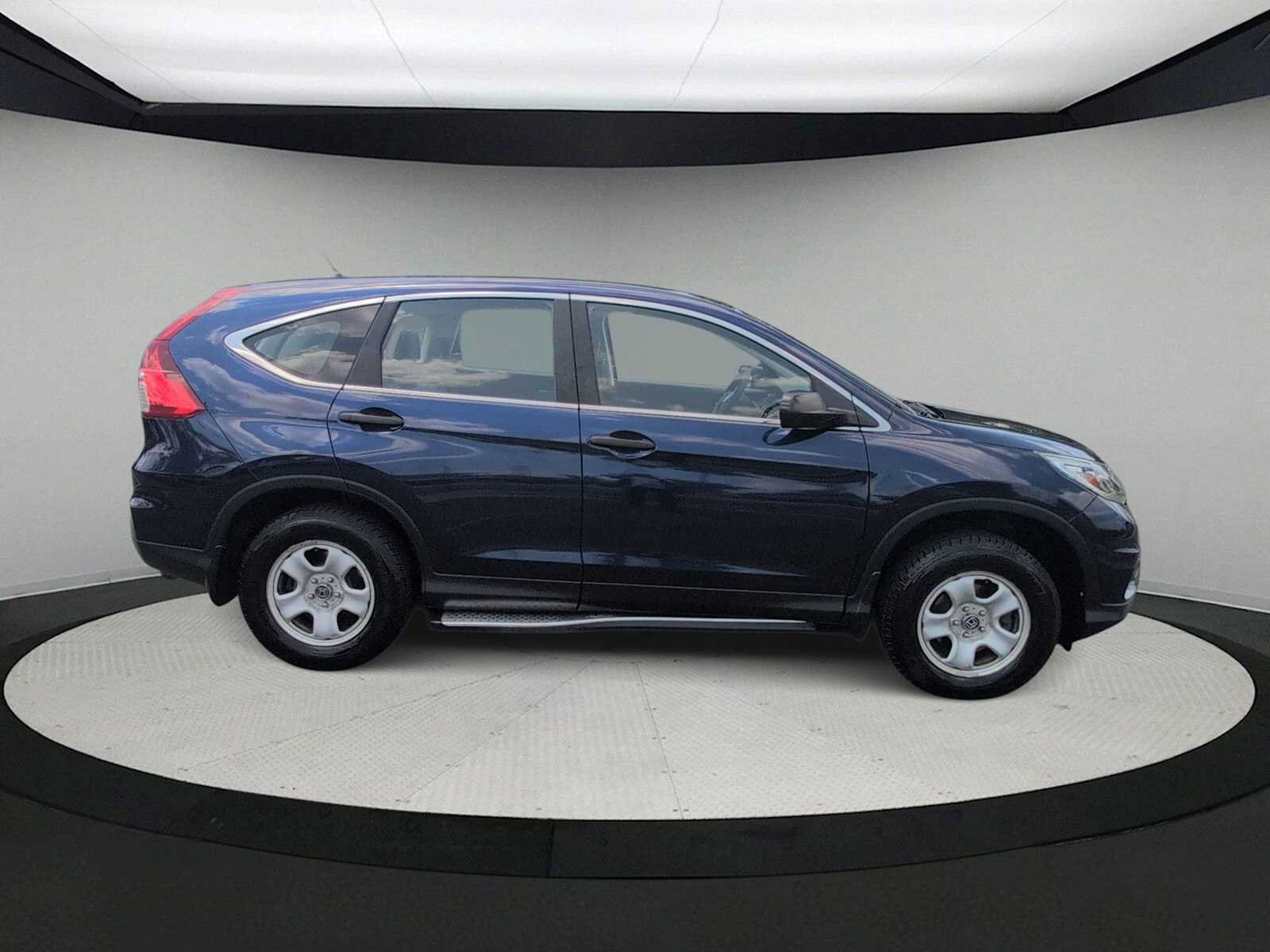 Used 2015 Honda CR-V LX image 9