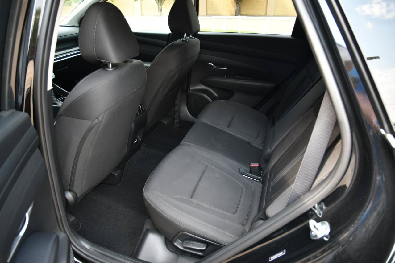Used 2026 Hyundai Tucson SEL FWD image 27