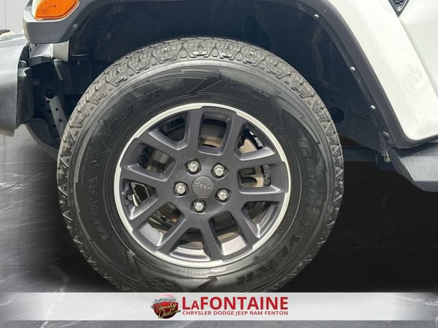 Used 2022 Jeep Gladiator Overland w/ Popular Equipment Package AWD/4WD image 32