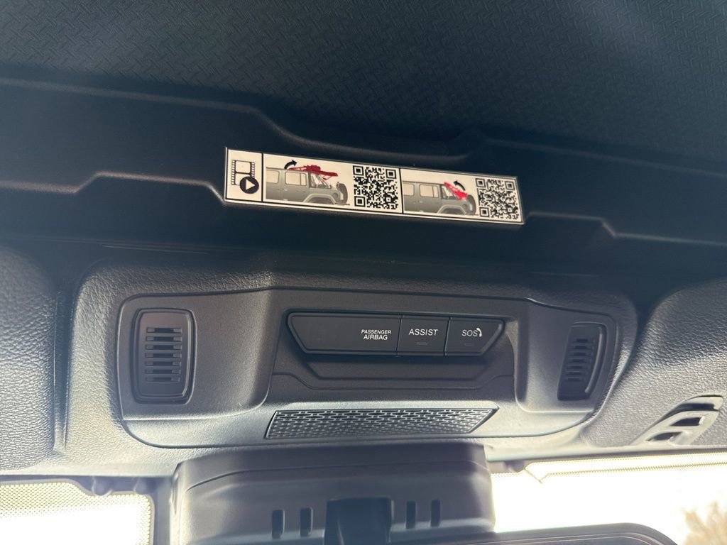 Used 2024 Jeep Wrangler Unlimited w/ Convenience Group image 22