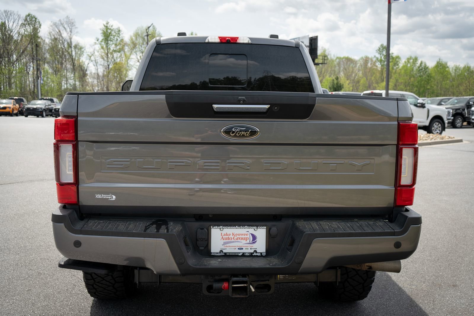 Used 2022 Ford F250 Lariat w/ Black Appearance Package image 8