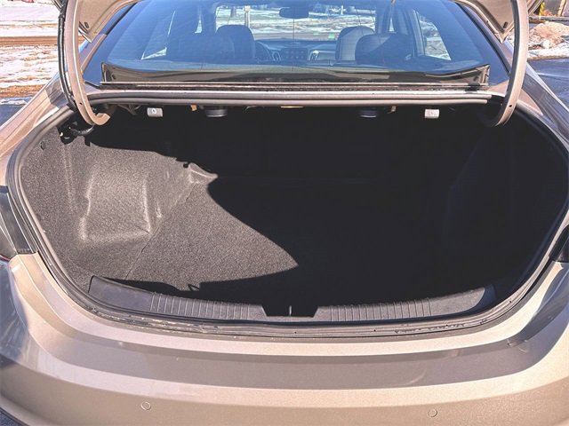 Used 2024 Chevrolet Malibu LT image 26