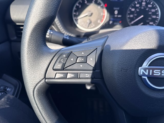 Certified 2025 Nissan Sentra S FWD image 30