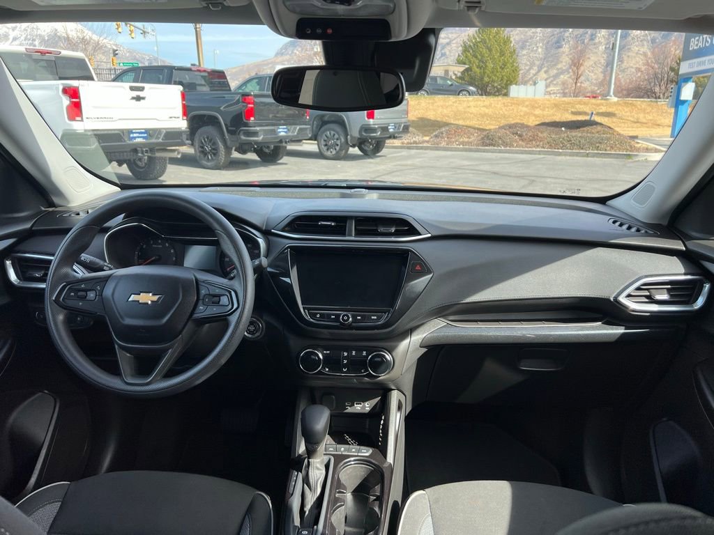 Certified 2023 Chevrolet TrailBlazer LT w/ Convenience Package image 23