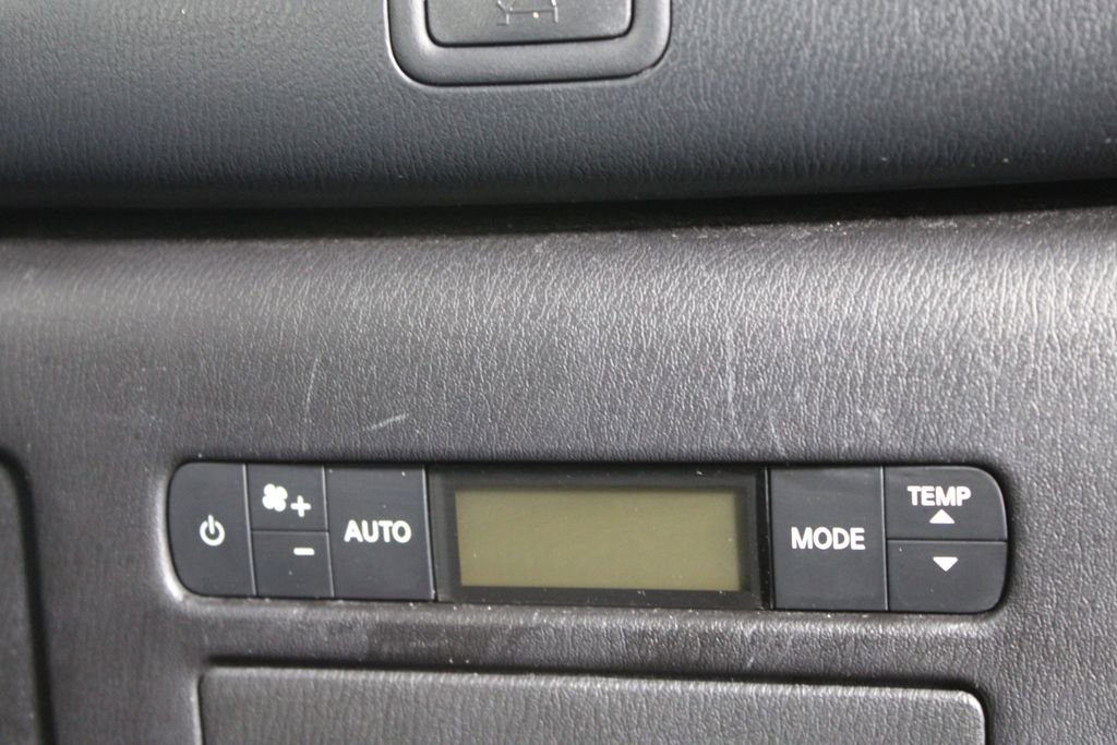 Used 2024 Nissan Armada SL image 35