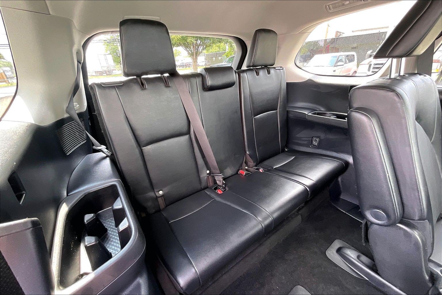 Used 2025 Toyota Grand Highlander FWD image 32