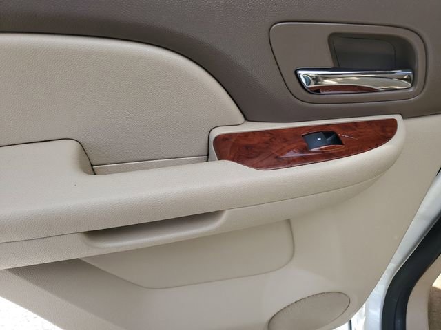 Used 2013 Chevrolet Tahoe LTZ AWD/4WD image 28