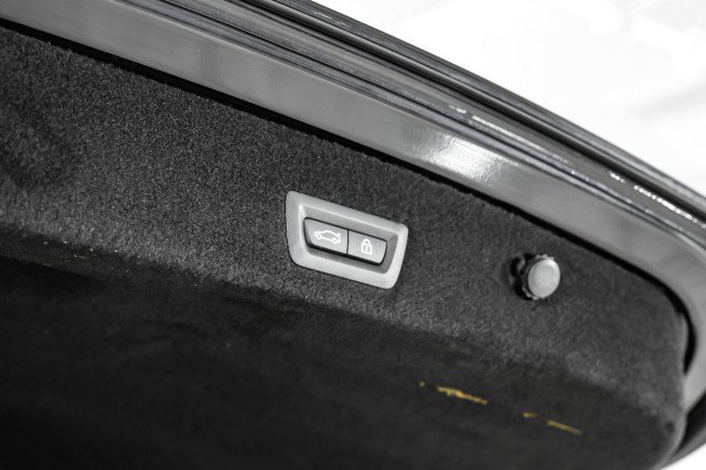 Used 2017 BMW 740i xDrive AWD SUNROOF LEATHER HEATED SEA image 53