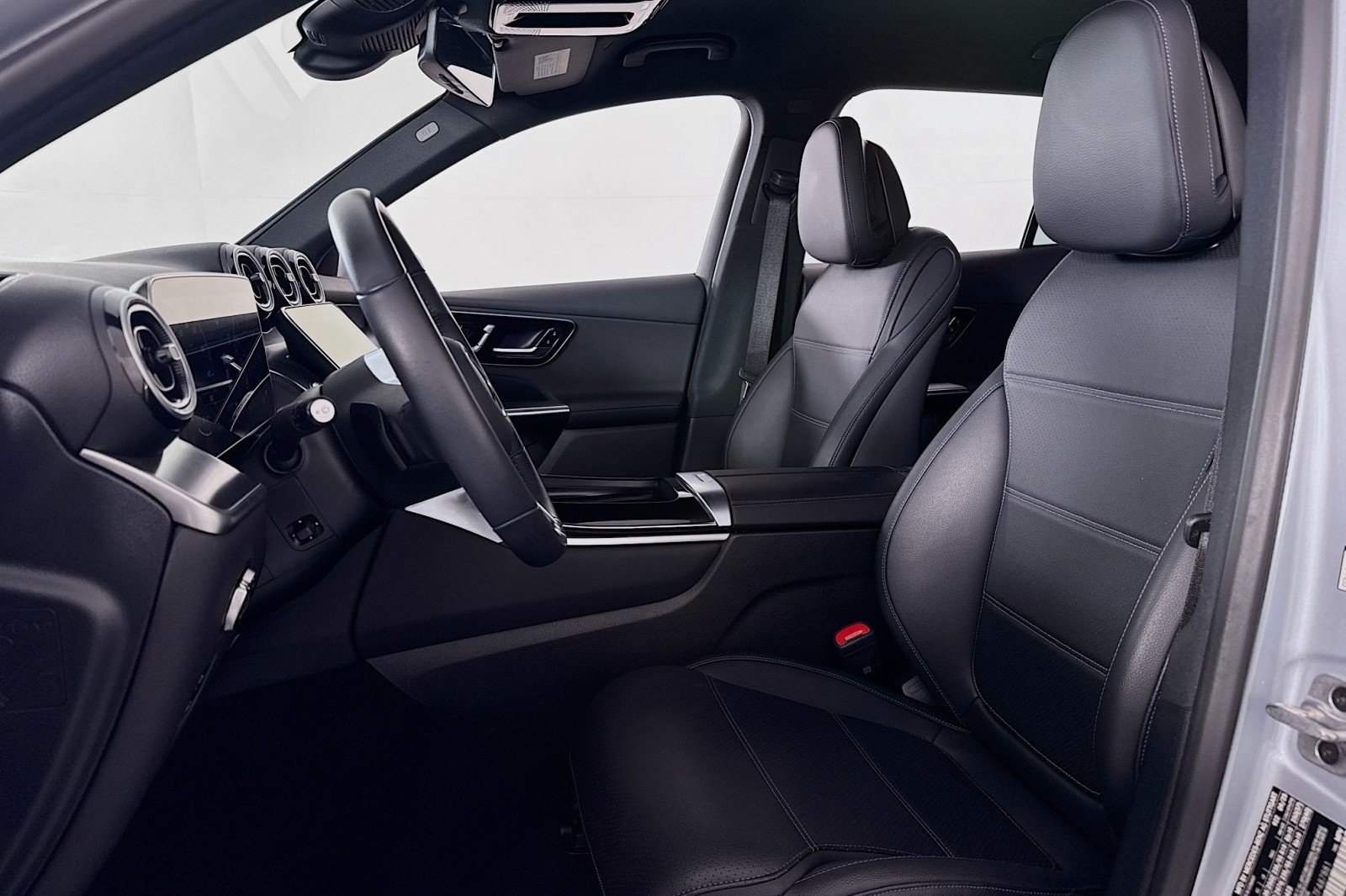 Certified 2026 Mercedes-Benz GLC 300 image 18