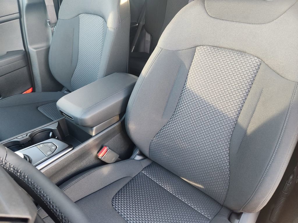 New 2026 Kia Sportage S image 9