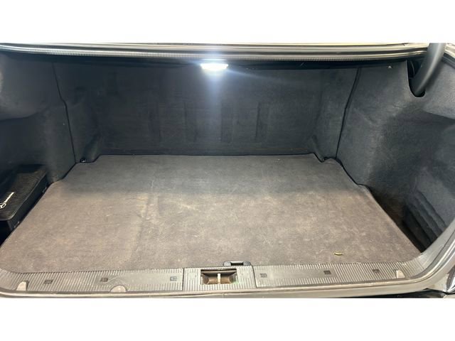 Used 2000 Mercedes-Benz E 320 Sedan image 18