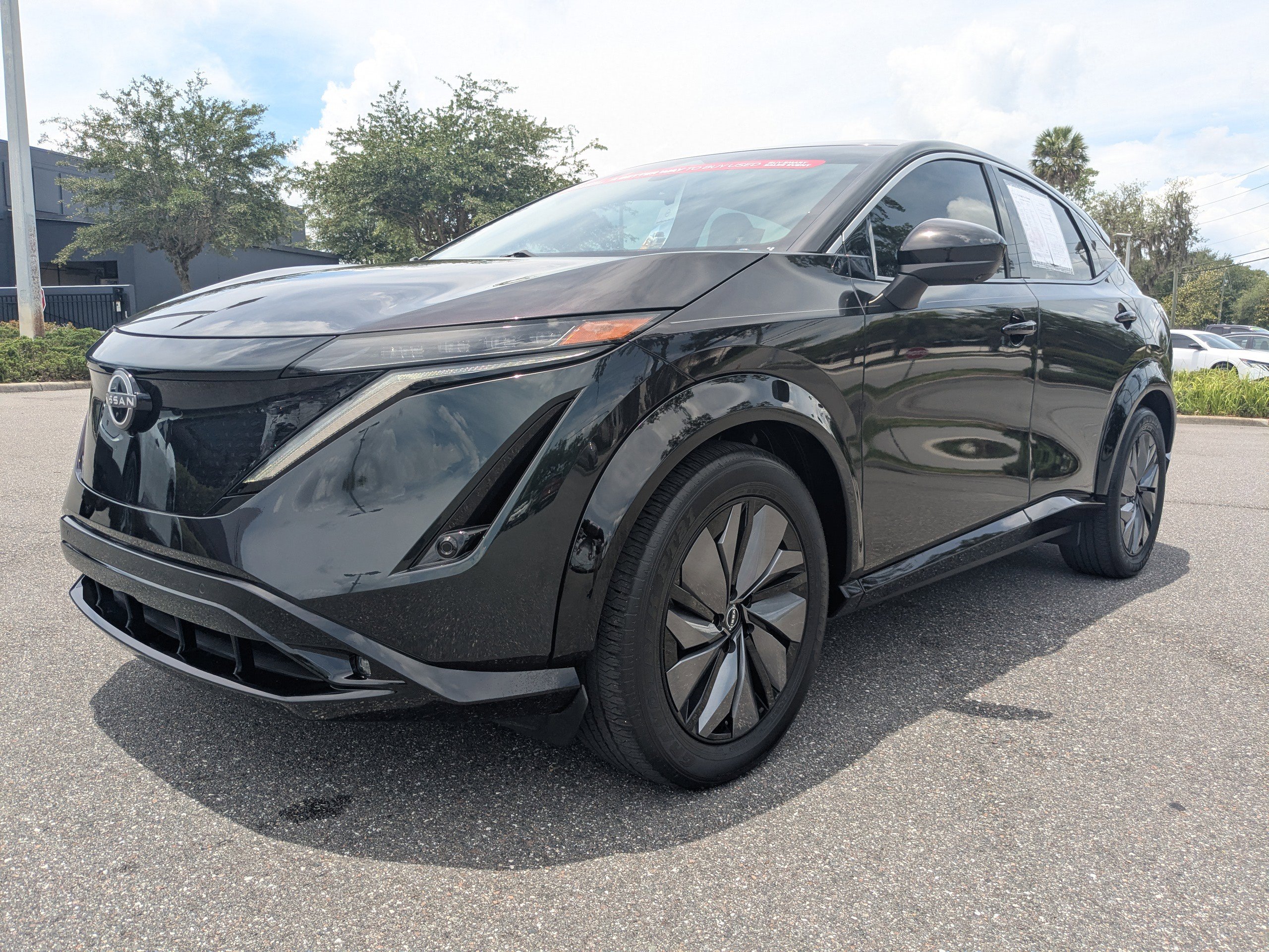 Certified 2023 Nissan Ariya FWD image 8