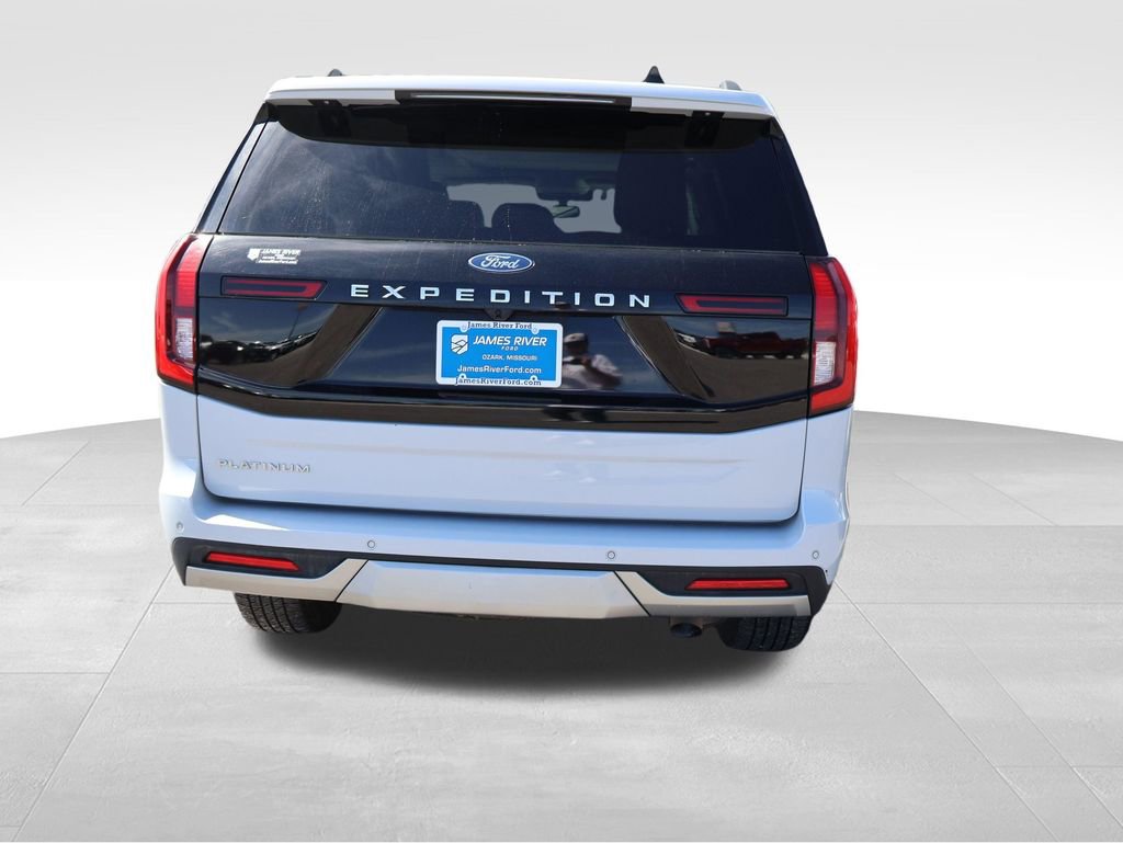 Used 2025 Ford Expedition Platinum AWD/4WD image 13