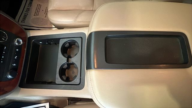 Used 2011 Chevrolet Tahoe LT image 13