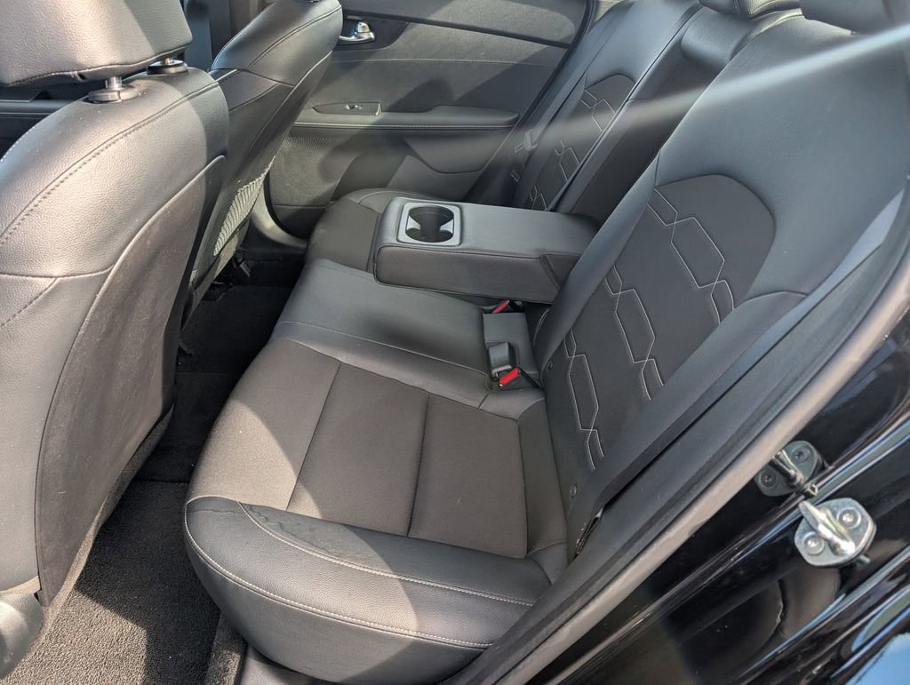 Used 2024 Kia Forte GT-Line w/ GT-Line Premium Package image 7