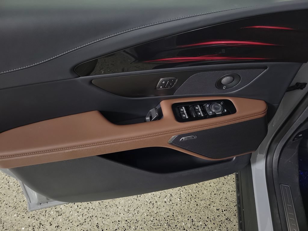 New 2026 Lincoln Nautilus Reserve AWD/4WD image 37