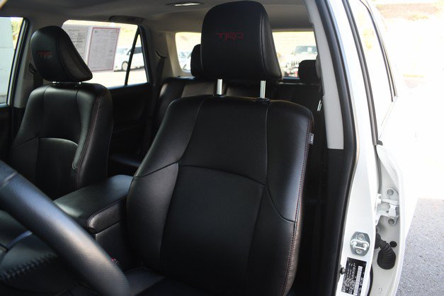 Certified 2022 Toyota 4Runner TRD Off-Road Premium w/ Moonroof Package AWD/4WD image 17
