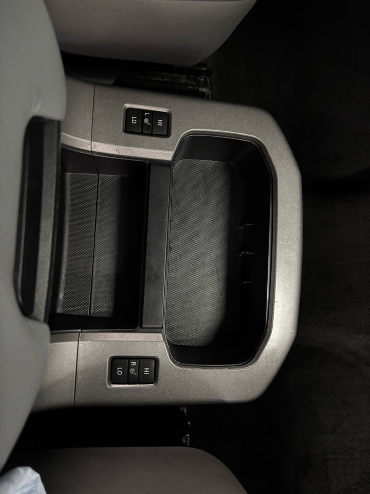 Used 2016 Toyota Sequoia Platinum image 23