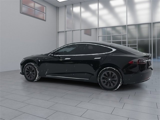Used 2020 Tesla Model S Long Range Plus image 6