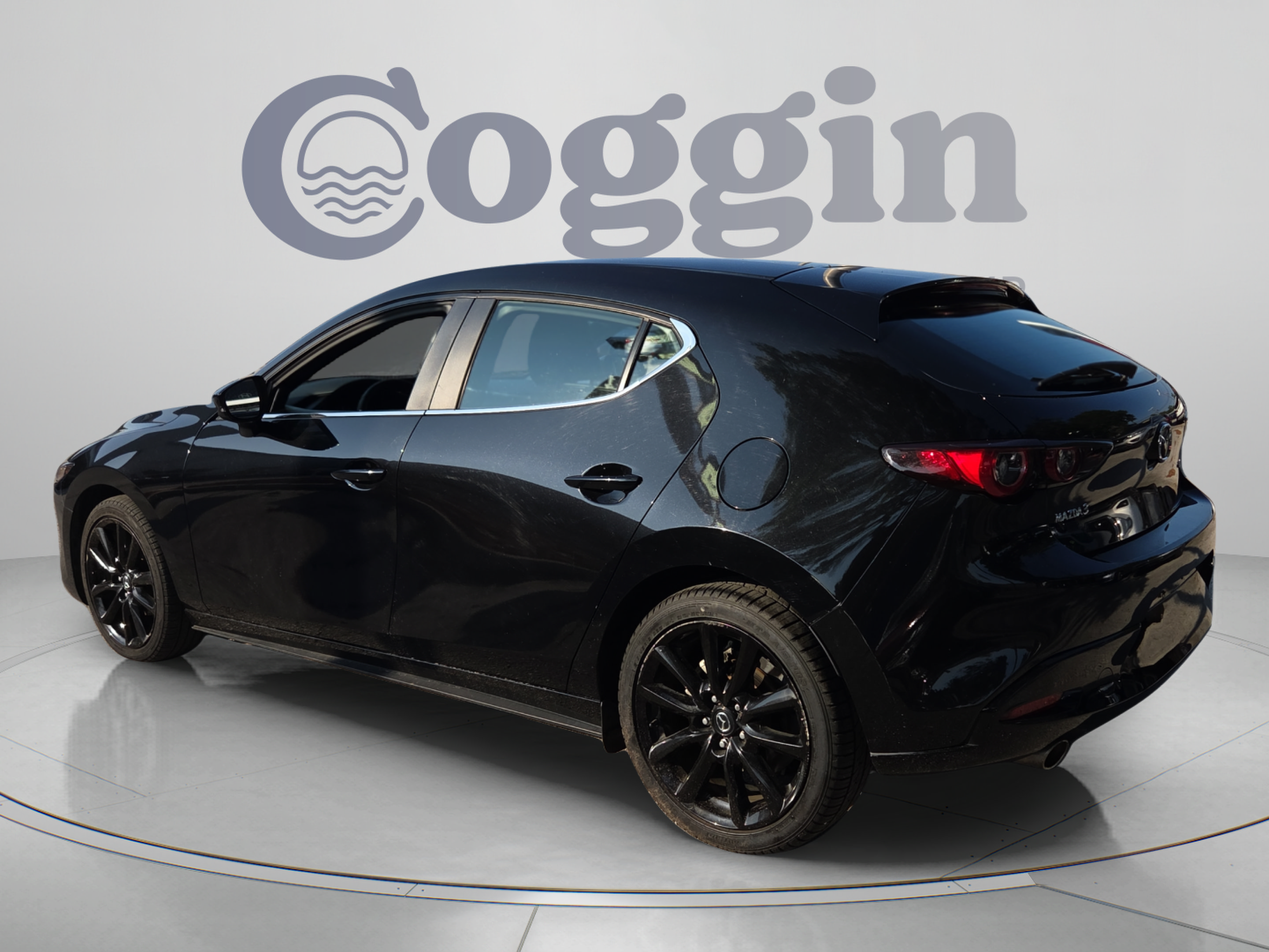 Used 2024 MAZDA MAZDA3 s FWD image 3