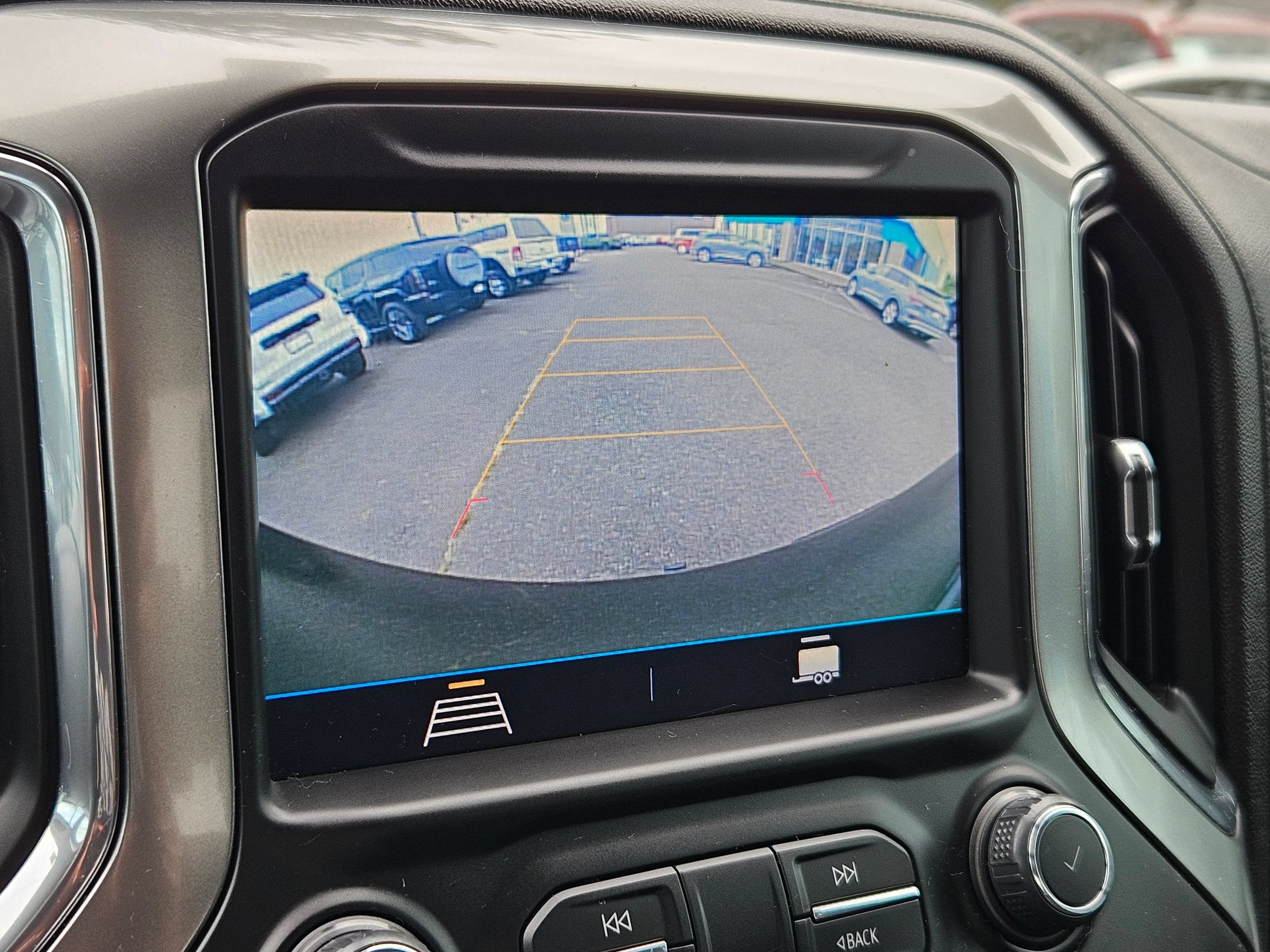 Used 2022 Chevrolet Silverado 1500 RST w/ LPO, Blackout Package AWD/4WD image 19