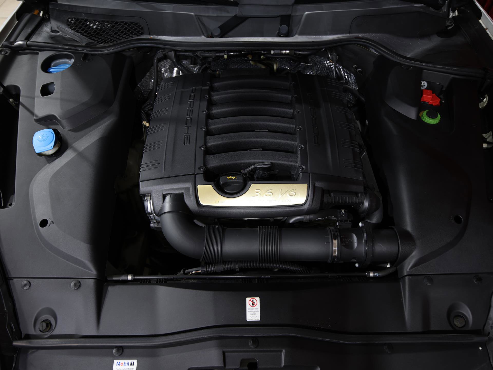 Used 2017 Porsche Cayenne image 26