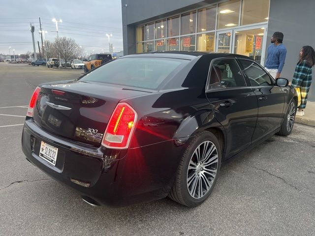 Used 2013 Chrysler 300 S image 11