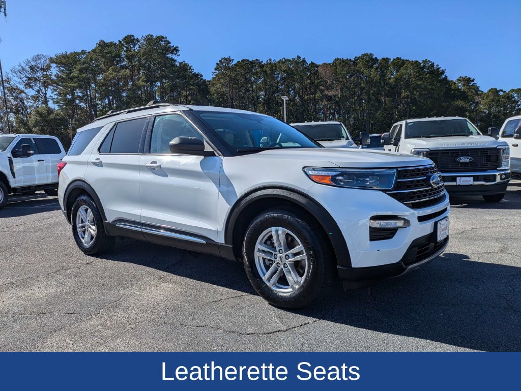 Used 2020 Ford Explorer XLT w/ Equipment Group 202A RWD image 2
