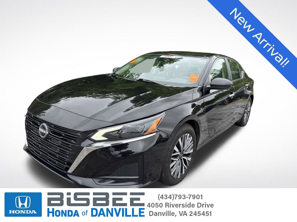 Used 2025 Nissan Altima 2.5 SV FWD image 1