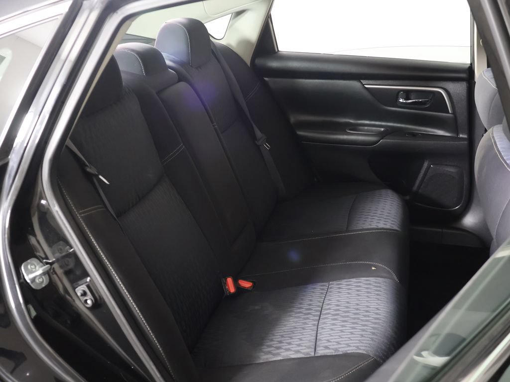 Used 2018 Nissan Altima 2.5 SV FWD image 26