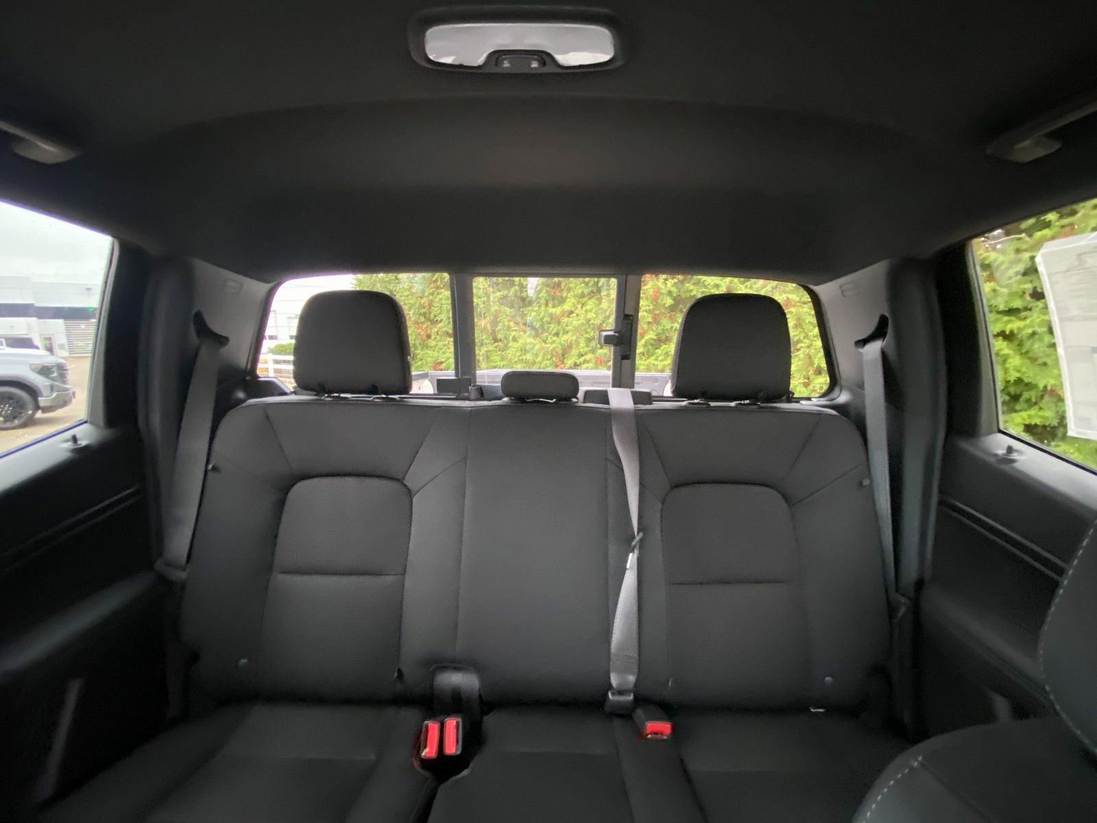 New 2026 GMC Canyon Elevation w/ Convenience Package image 3