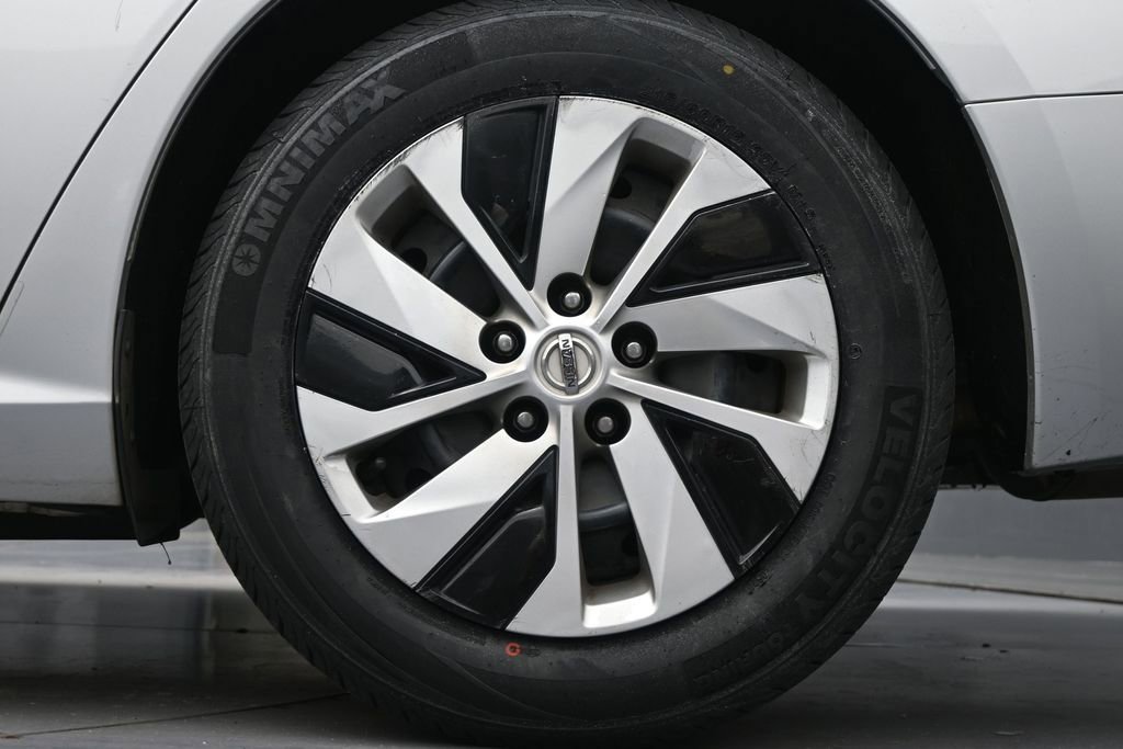 Used 2020 Nissan Altima 2.5 S FWD image 9