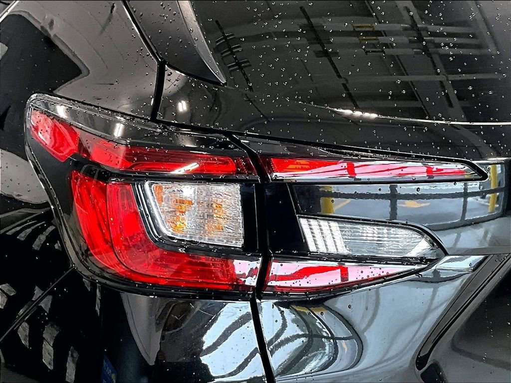 Used 2024 Subaru Crosstrek 2.5i Limited image 27