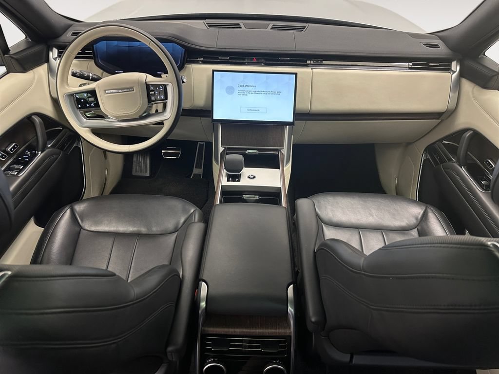 Used 2024 Land Rover Range Rover Long Wheelbase SE AWD/4WD image 10